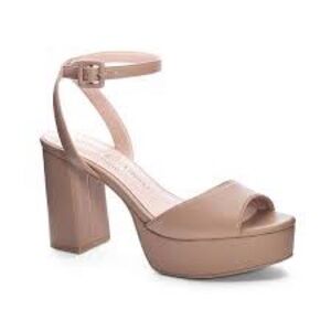 Chinese Laundry Theresa Platform Sandal‎ Nude Beige Neutral Ankle Strap Size 8.5